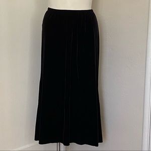Plus size stretch velvet mermaid maxi skirt